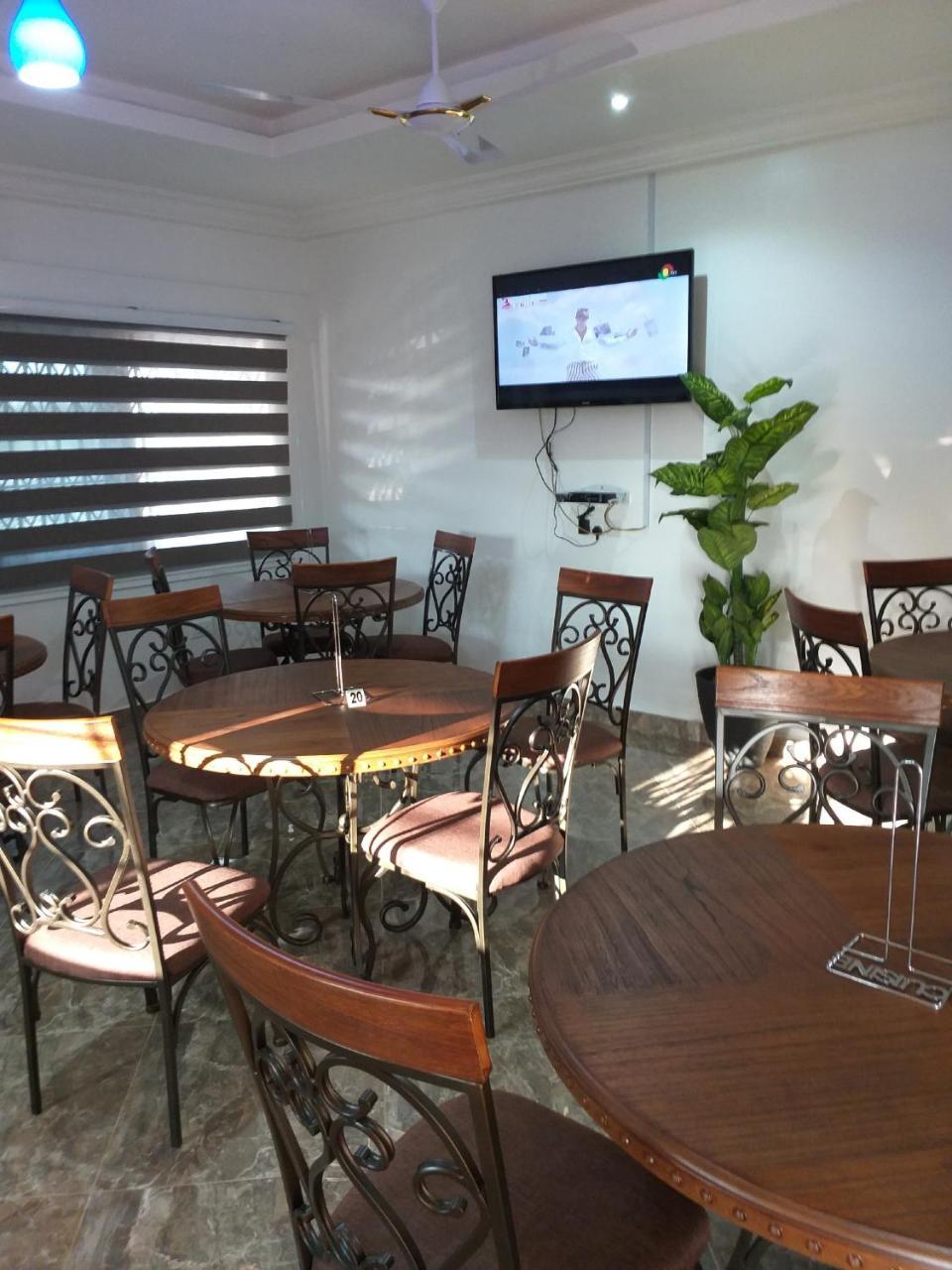 Jeyads Lodge Tamale 外观 照片