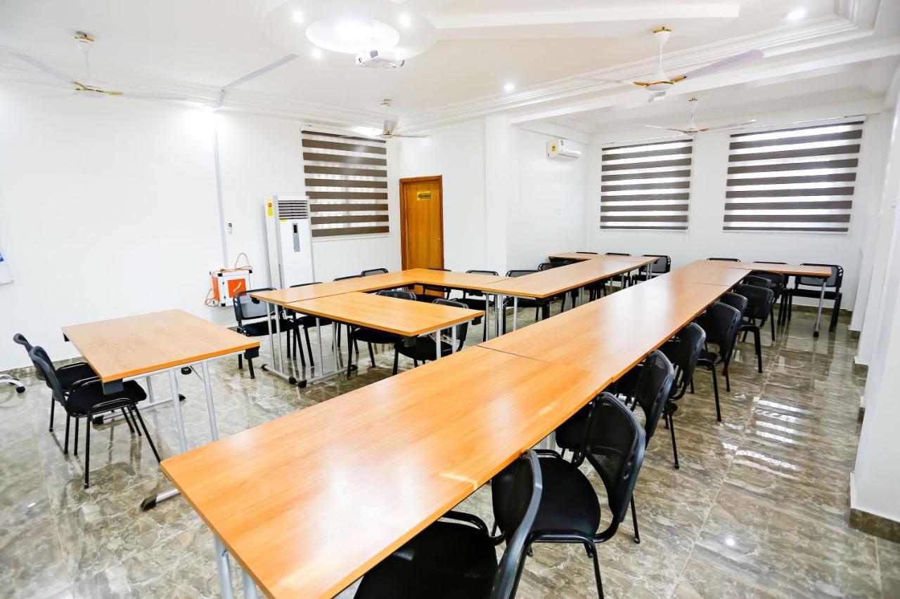 Jeyads Lodge Tamale 外观 照片